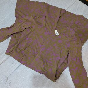 Pact Organic Cotton L Floral Purple and Brown Women's Top